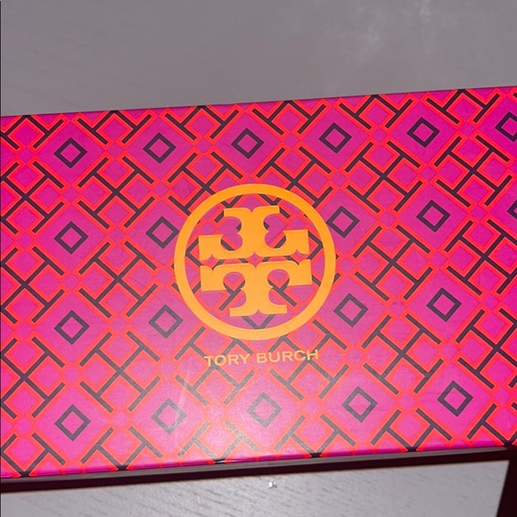 Tory Burch travel flat - Picture 13 of 14
